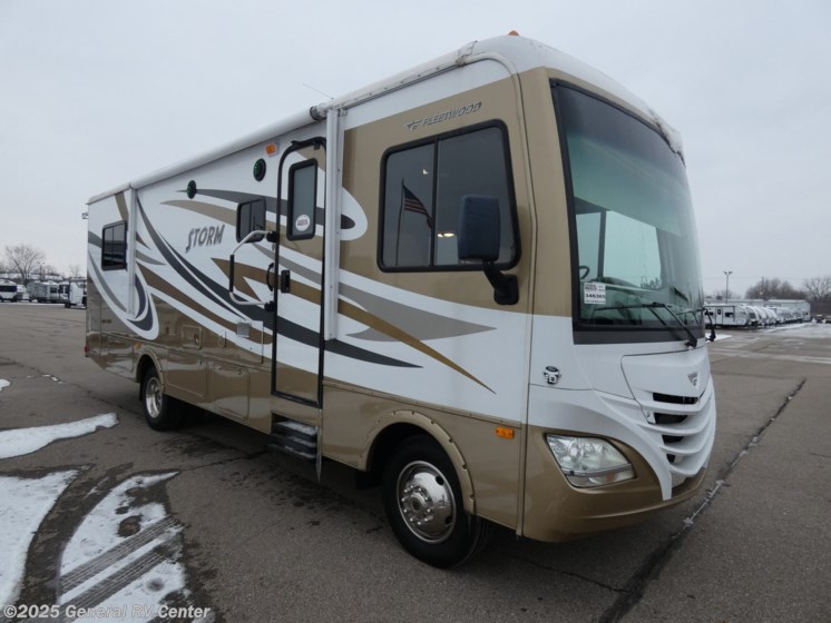 Email now about this 2013 Fleetwood Storm 28F! Used 2013 Fleetwood Storm 28F available in Brownstown Township, Michigan