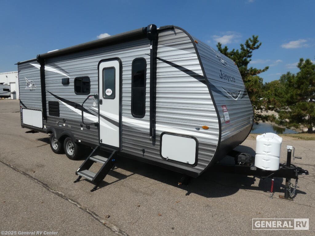 Email now about this 2020 Jayco Jay Flight SLX 8 224BH! Used 2020 Jayco Jay Flight SLX 8 224BH available in Brownstown Township, Michigan