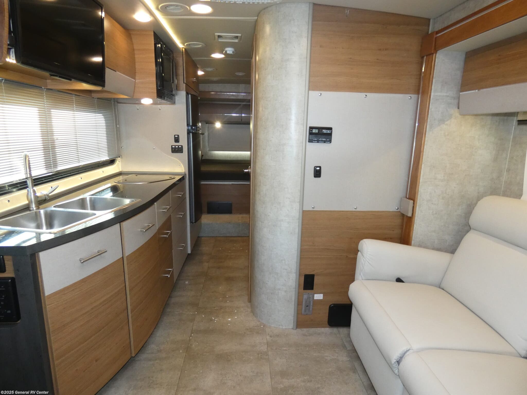 Call now about this 2015 Winnebago View 24G! 2015 Winnebago View 24G - Used Class C For Sale by General RV Center in Brownstown Township, Michigan