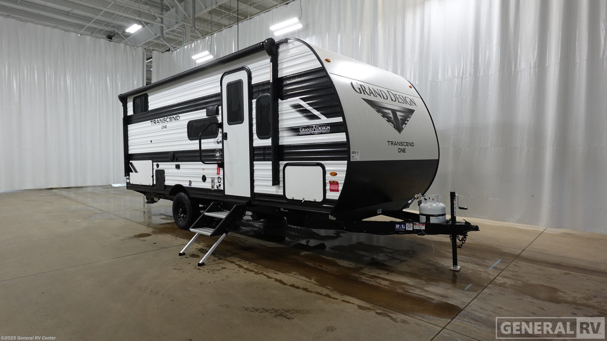 Email now about this 2026 Grand Design Transcend One 161BH! New 2026 Grand Design Transcend One 161BH available in Mount Clemens, Michigan