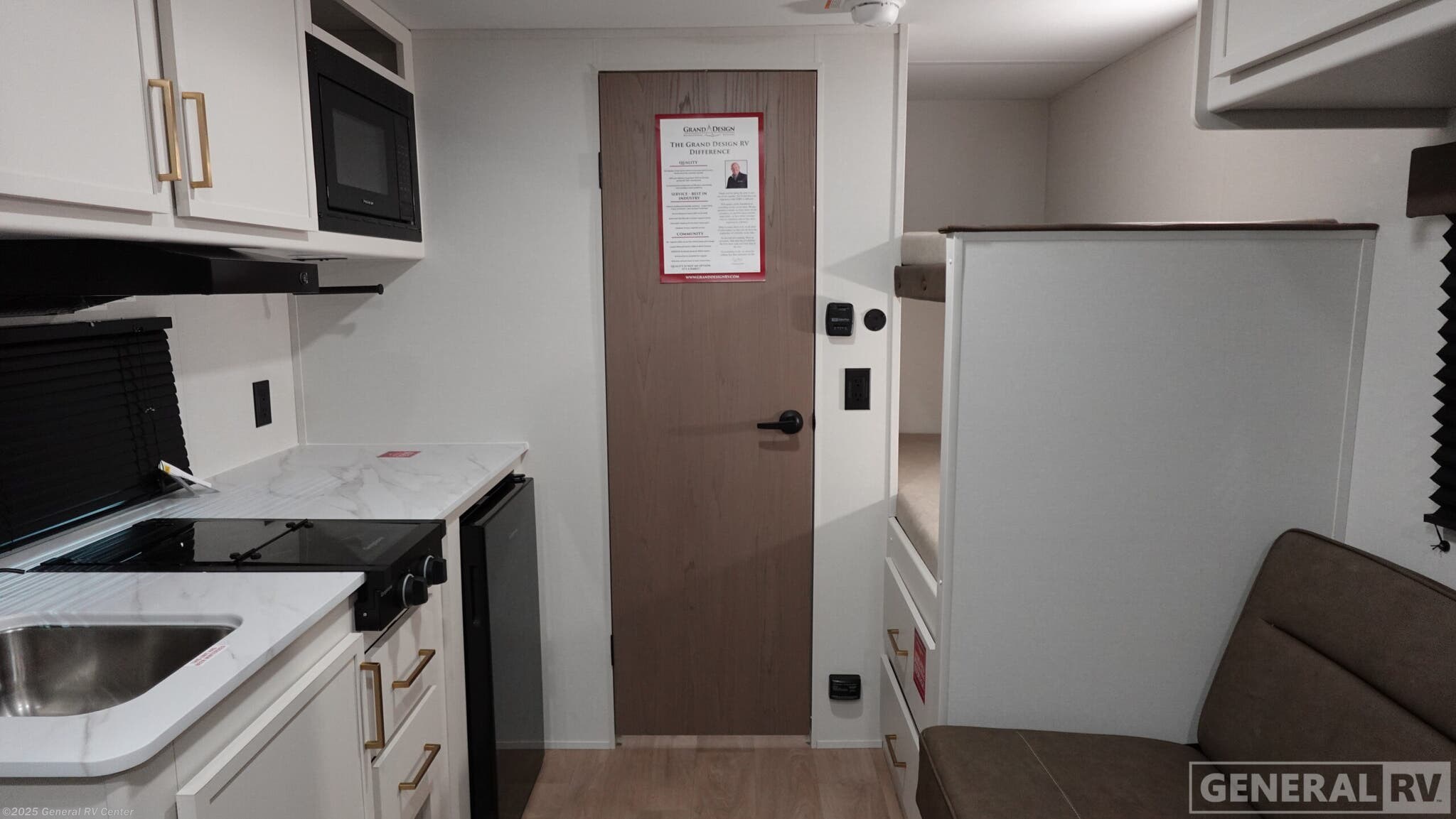 Call now about this 2026 Grand Design Transcend One 151BH! 2026 Grand Design Transcend One 151BH - New Travel Trailer For Sale by General RV Center in Mount Clemens, Michigan