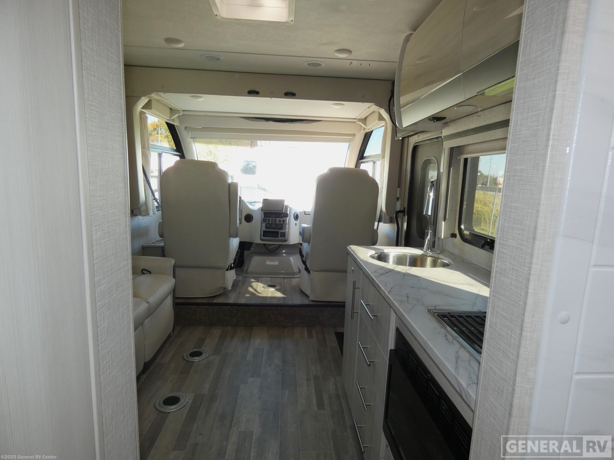 Used 2024 Thor Motor Coach Vegas 26.1 available in Mount Clemens, Michigan