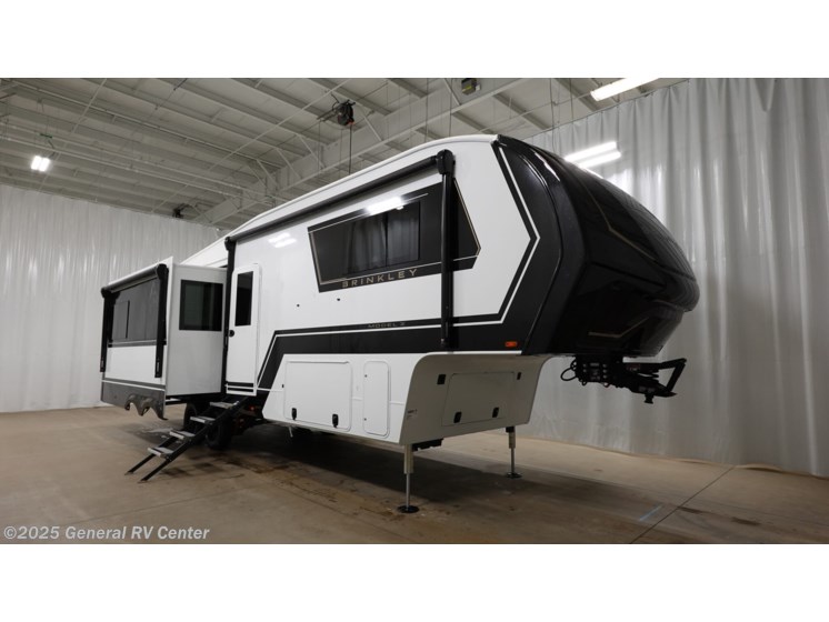 Email now about this 2026 Brinkley RV Model Z 3100! New 2026 Brinkley RV Model Z 3100 available in Mount Clemens, Michigan
