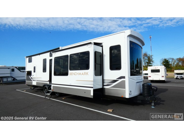 Email now about this 2026 Alliance RV Benchmark 42LFT! New 2026 Alliance RV Benchmark 42LFT available in Elizabethtown, Pennsylvania