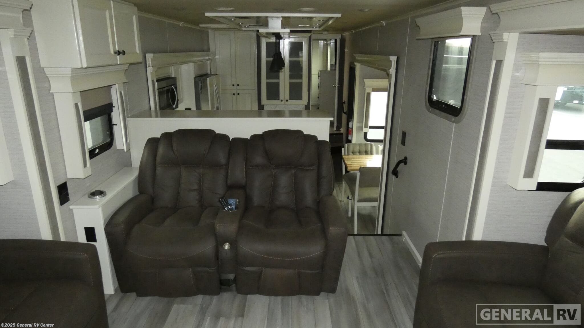 Used 2022 Vanleigh Beacon 42RDB available in Elizabethtown, Pennsylvania