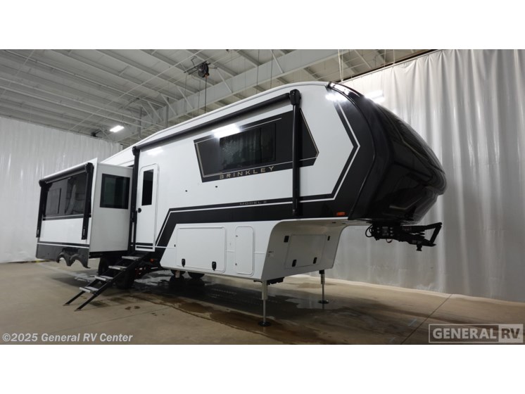 Email now about this 2026 Brinkley RV Model Z 3100! New 2026 Brinkley RV Model Z 3100 available in Elizabethtown, Pennsylvania