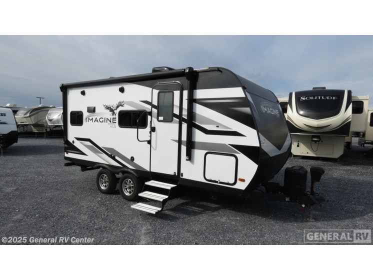 Email now about this 2022 Grand Design Imagine XLS 17MKE! Used 2022 Grand Design Imagine XLS 17MKE available in Elizabethtown, Pennsylvania