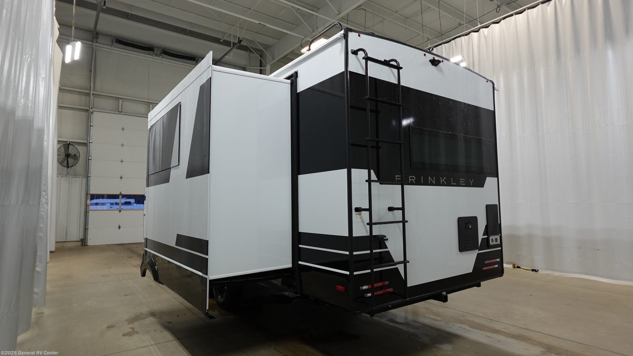 Contact us now about this 2026 Brinkley RV Model I 275! 2026 Model I 275 by Brinkley RV from General RV Center in Elizabethtown, Pennsylvania