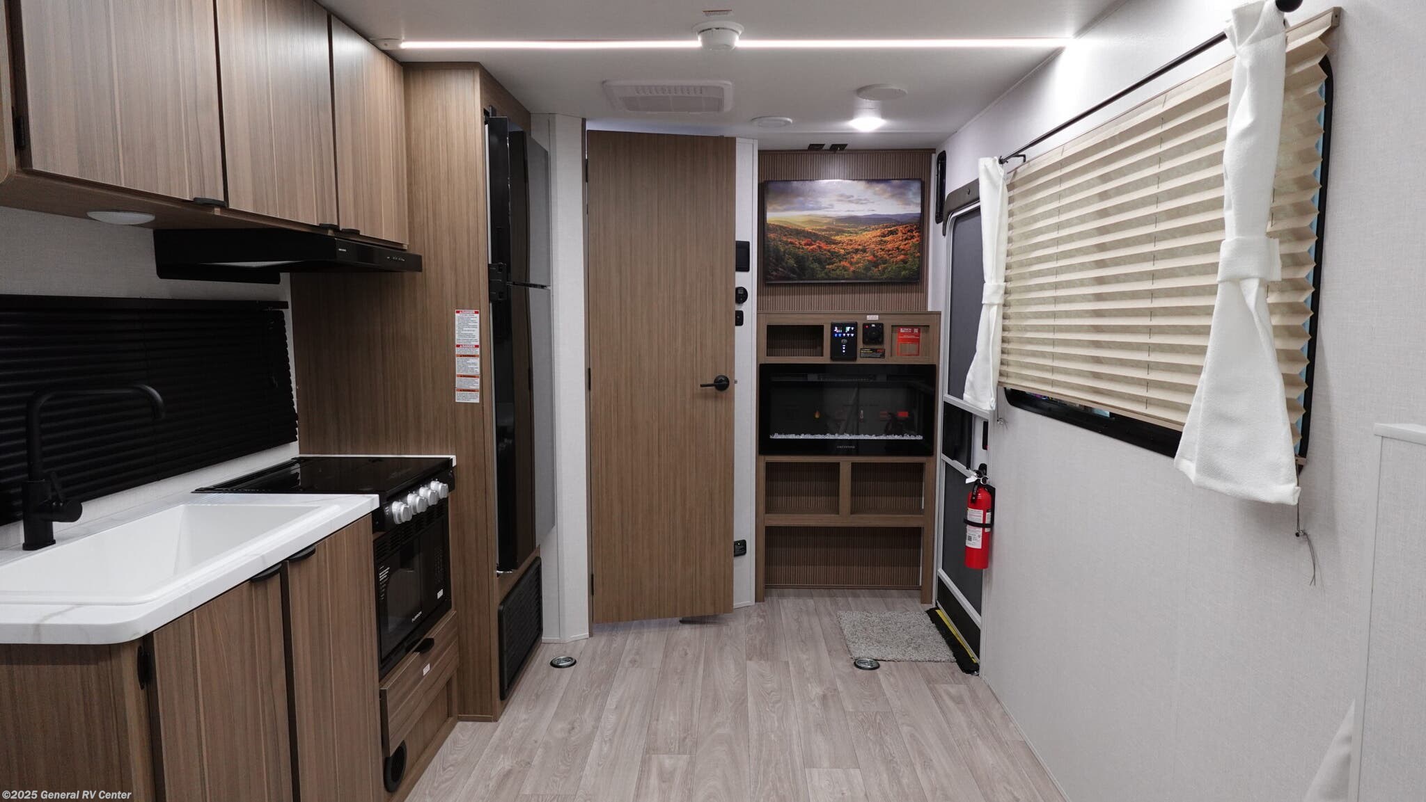 New 2026 Forest River Salem FSX 260RTK available in Elizabethtown, Pennsylvania