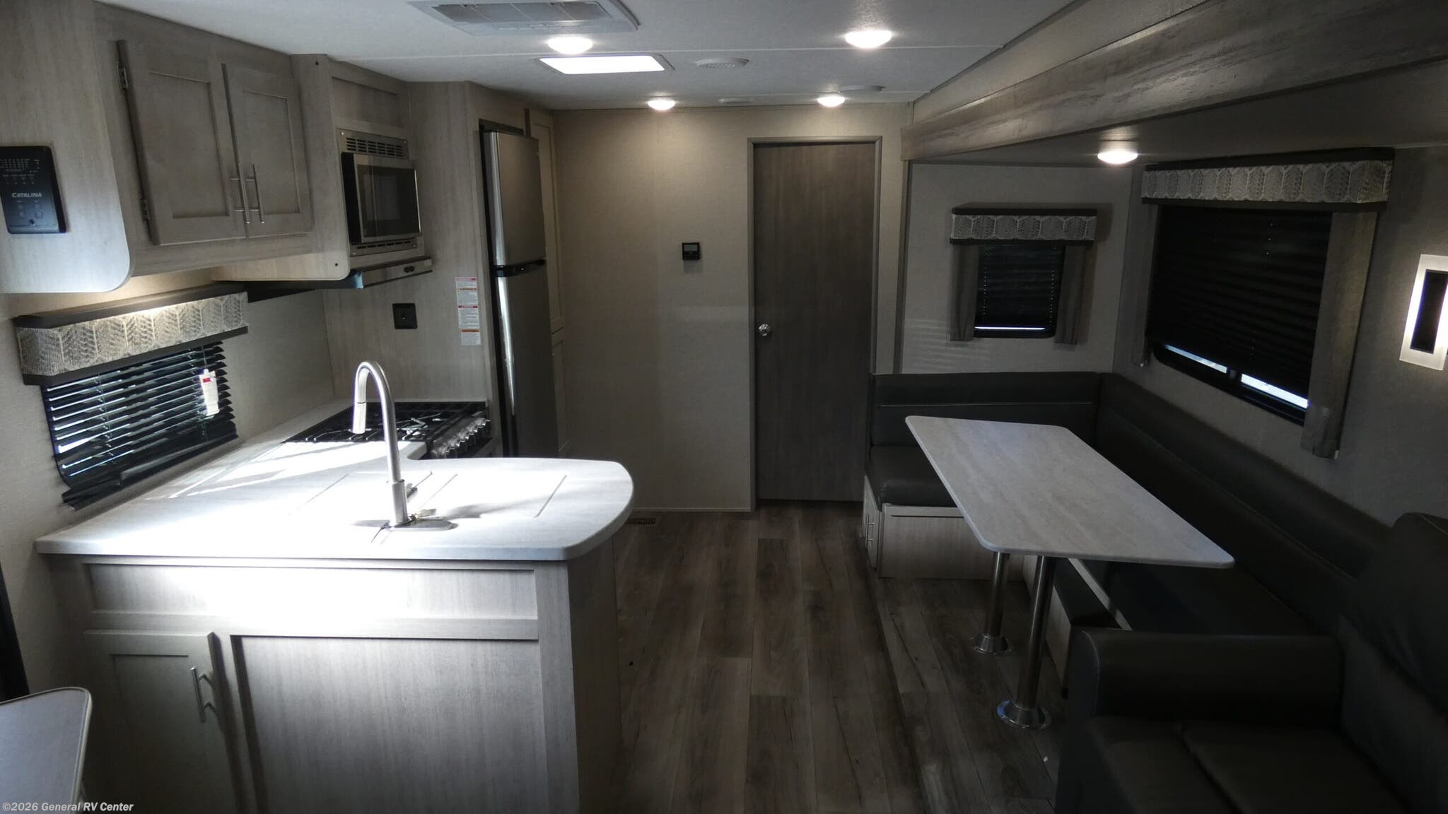 Call now about this 2023 Coachmen Catalina LEGACY 293TQBS! 2023 Coachmen Catalina LEGACY 293TQBS - Used Travel Trailer For Sale by General RV Center in Elizabethtown, Pennsylvania