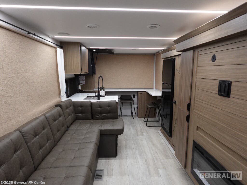 Call now about this 2025 Forest River Wildwood 29VIEWX! 2025 Forest River Wildwood 29VIEWX - New Travel Trailer For Sale by General RV Center in Wayland, Michigan
