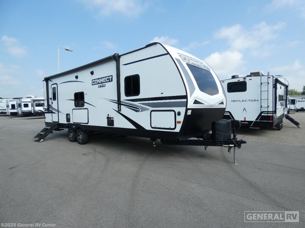 Email now about this 2021 K-Z KZ-CONNECT 261RKK-1SLD! Used 2021 K-Z KZ-CONNECT 261RKK-1SLD available in Wayland, Michigan