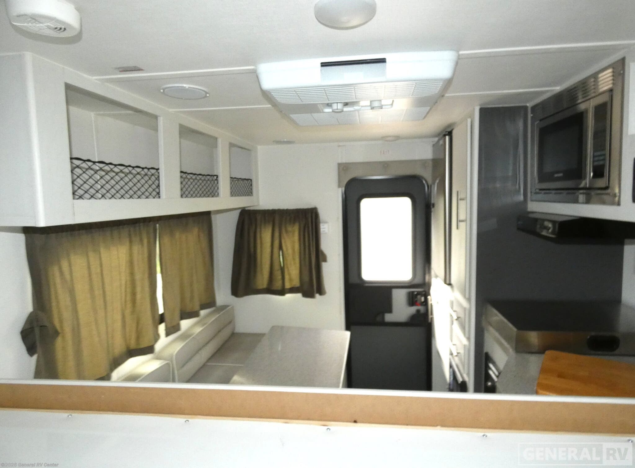 Call now about this 2023 Travel Lite Super Lite 626XSL! 2023 Travel Lite Super Lite 626XSL - Used Truck Camper For Sale by General RV Center in Wayland, Michigan