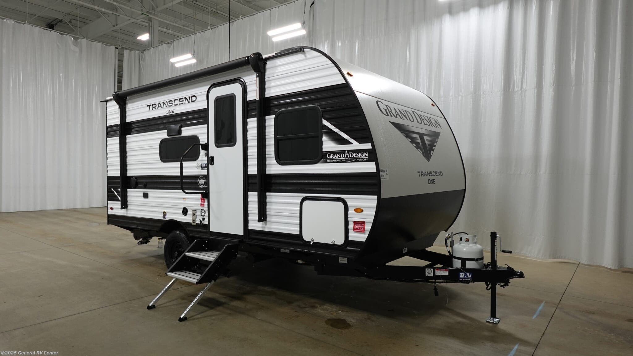 Email now about this 2026 Grand Design TRANSCEND-ONE 151BH! New 2026 Grand Design TRANSCEND-ONE 151BH available in Wayland, Michigan