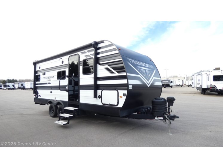 Email now about this 2024 Grand Design Transcend Xplor 200MK! Used 2024 Grand Design Transcend Xplor 200MK available in Wayland, Michigan