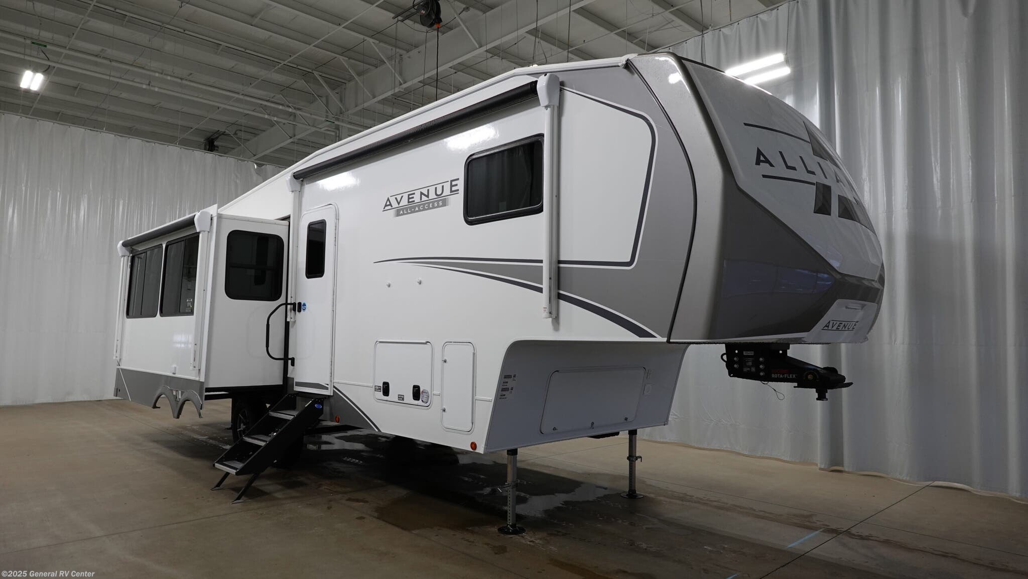 Email now about this 2026 Alliance RV Avenue 29RL! New 2026 Alliance RV Avenue 29RL available in Wayland, Michigan