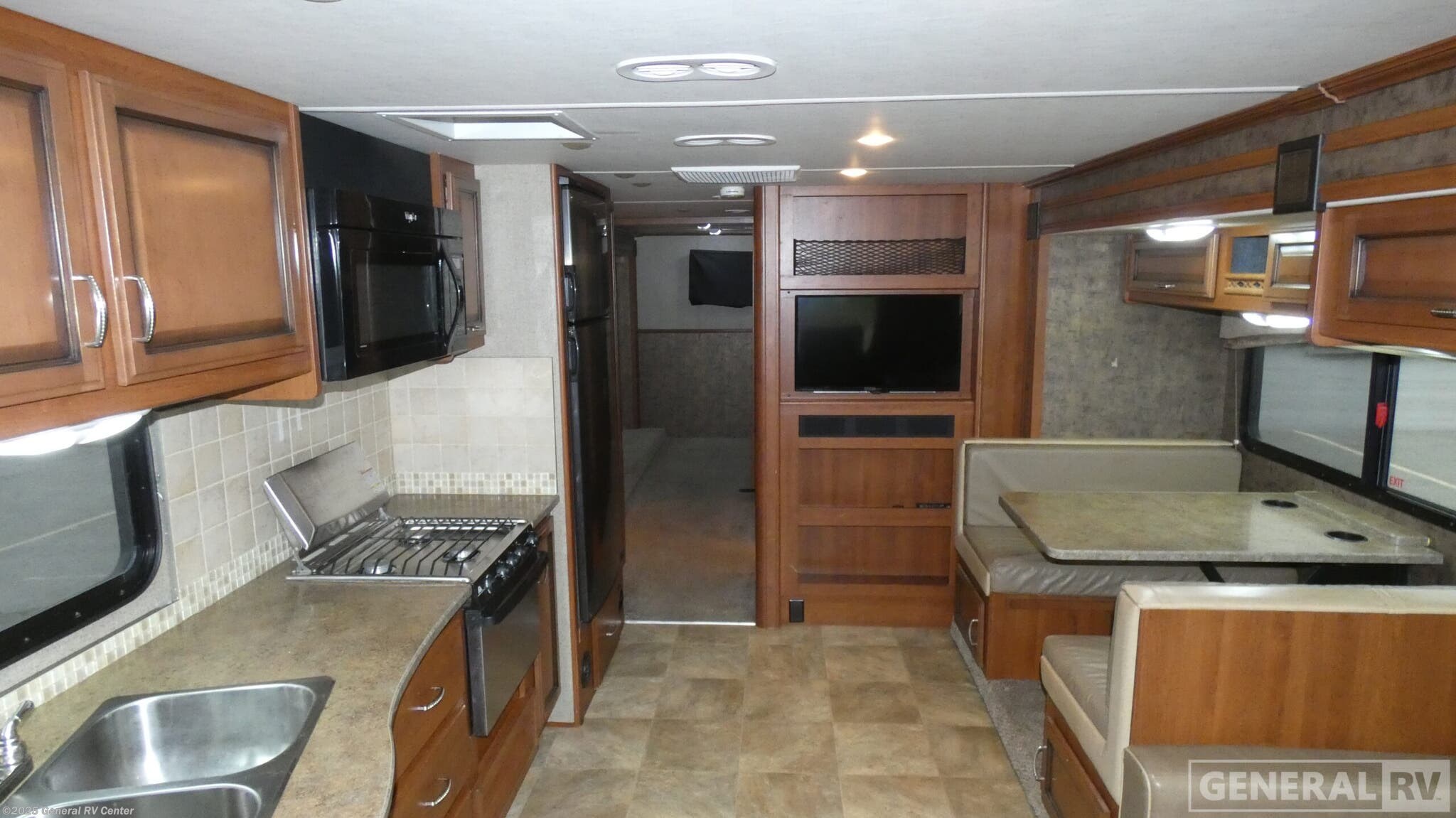 Call now about this 2014 Fleetwood Bounder Classic 34B! 2014 Fleetwood Bounder Classic 34B - Used Class A For Sale by General RV Center in Wayland, Michigan