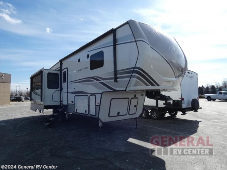 Used 2022 Keystone Montana 3121RL available in Wixom, Michigan
