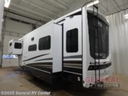 New 2026 Jayco Pinnacle 32RLTS available in Wixom, Michigan