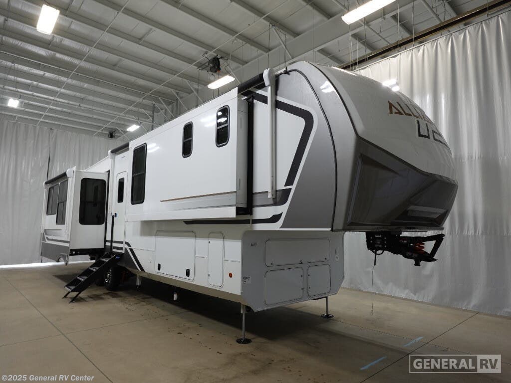 Email now about this 2025 Alliance RV Paradigm 370FB! New 2025 Alliance RV Paradigm 370FB available in Wixom, Michigan