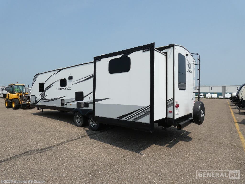 Used 2022 Jayco White Hawk 32BH-2SLD available in Wixom, Michigan