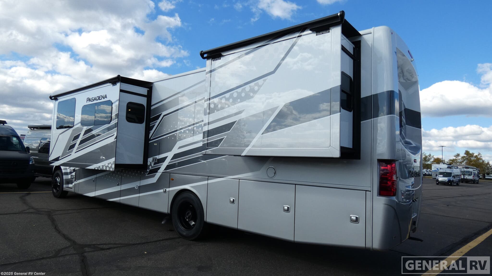 Contact us now about this 2026 Thor Motor Coach Pasadena 38FX! 2026 Pasadena 38FX by Thor Motor Coach from General RV Center in Wixom, Michigan