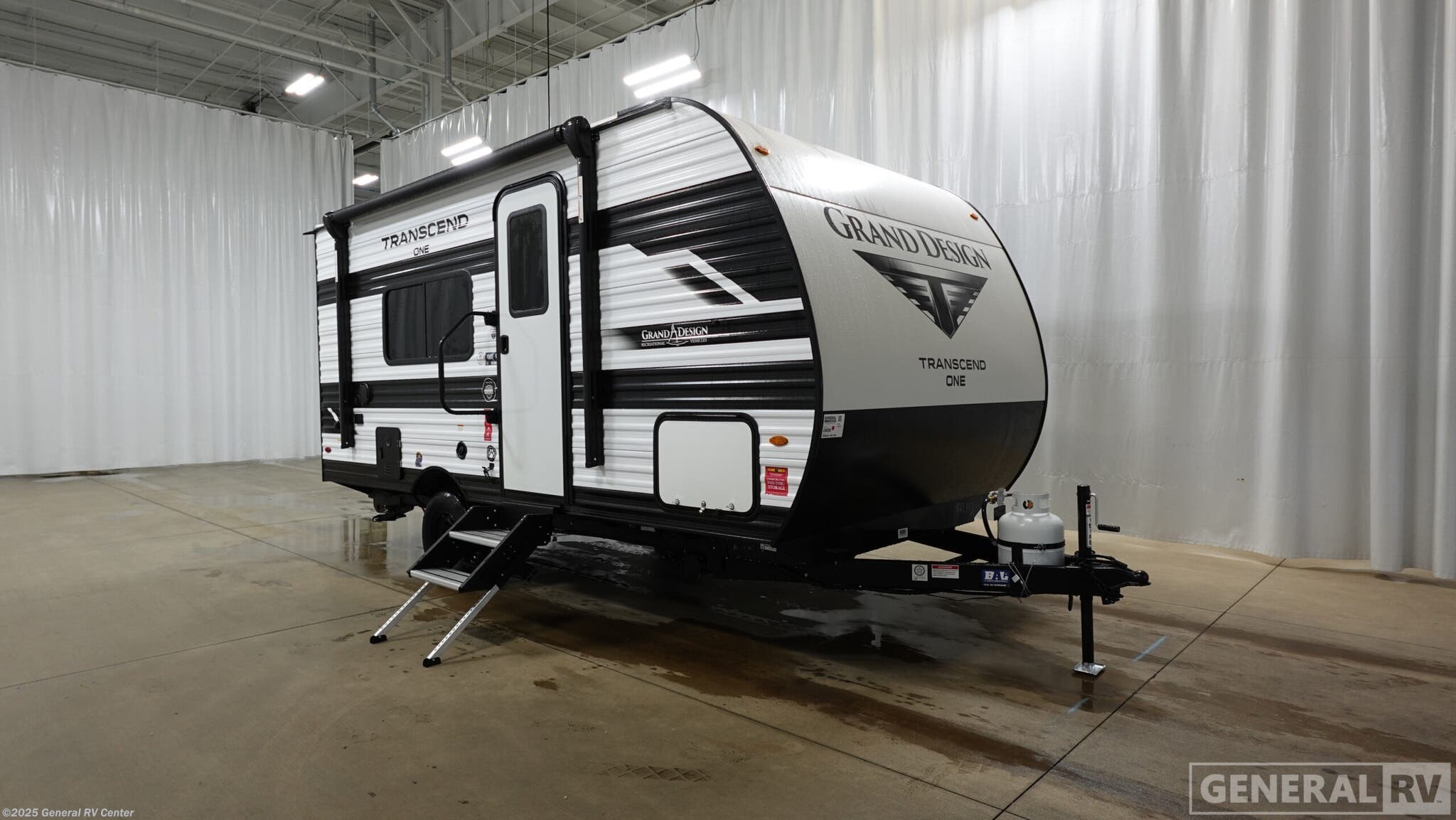 Email now about this 2026 Grand Design Transcend One 151RB! New 2026 Grand Design Transcend One 151RB available in Wixom, Michigan