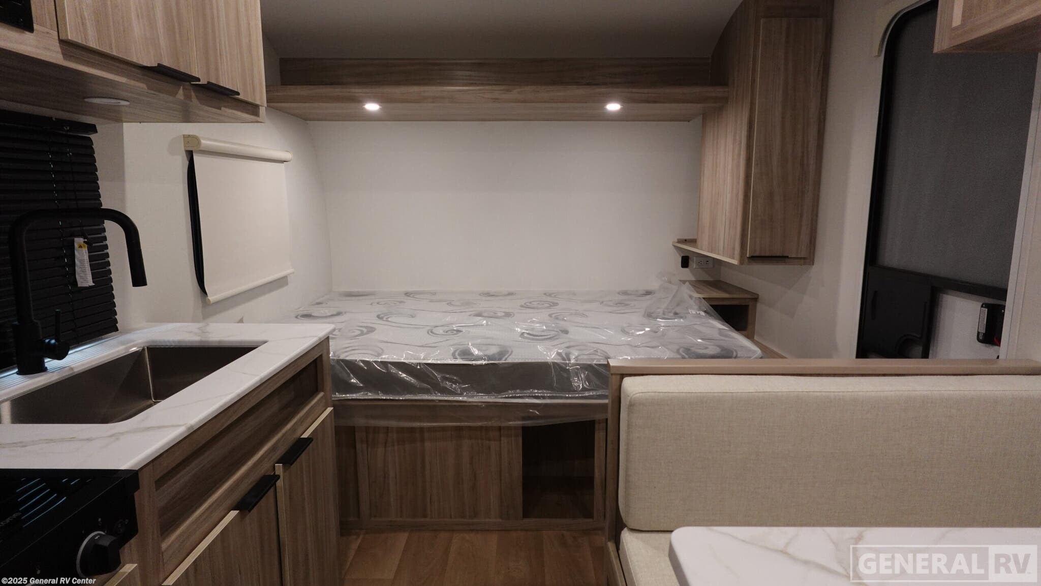 New 2026 Winnebago Access 18DBH available in Wixom, Michigan