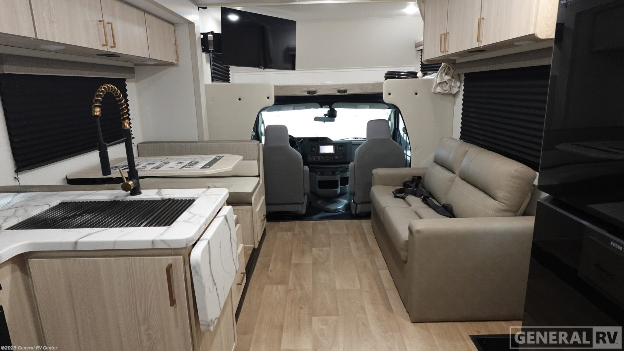 New 2026 East to West Entrada 3100FB available in Wixom, Michigan