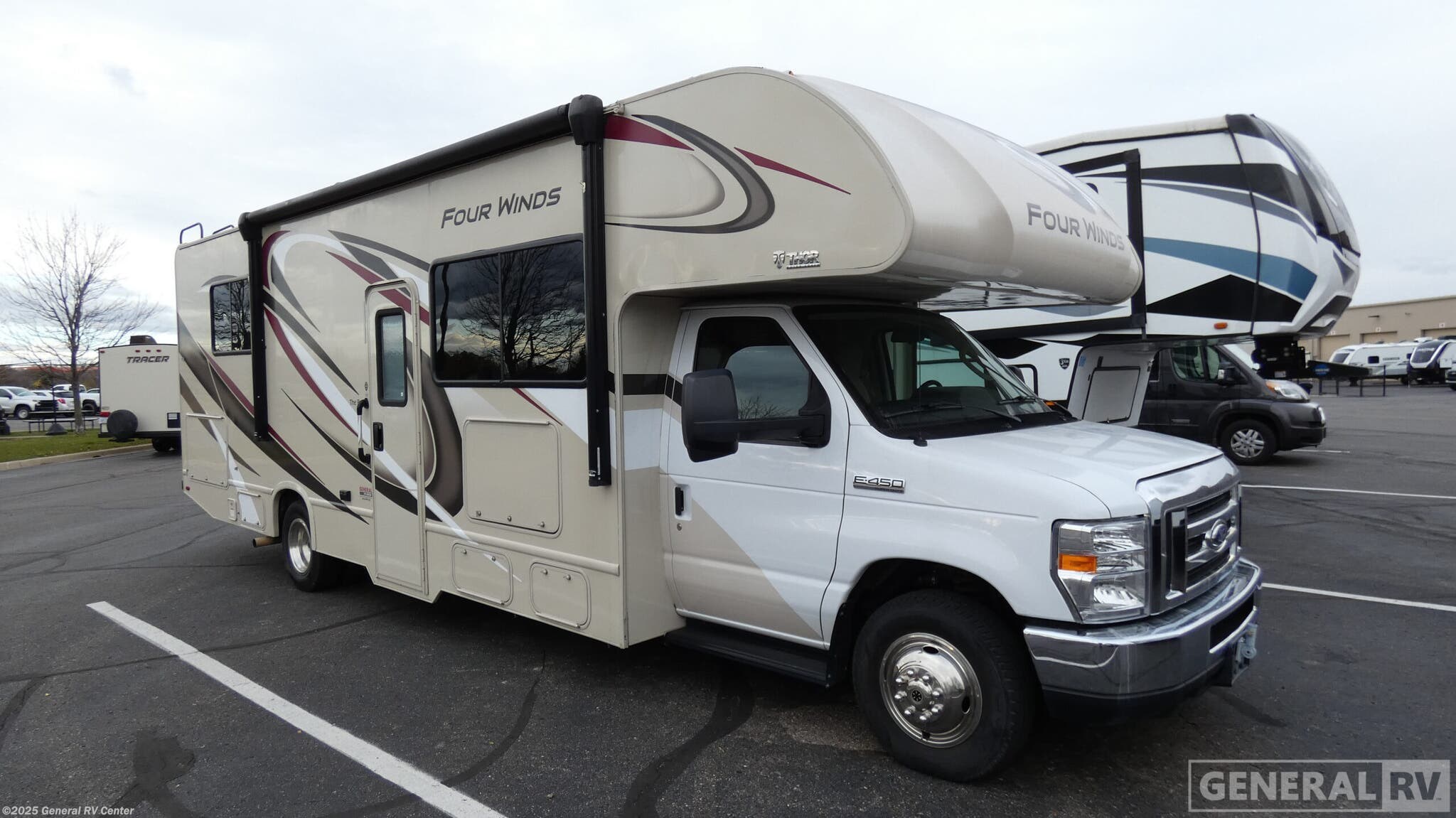 Email now about this 2019 Thor Motor Coach Four Winds 28Z! Used 2019 Thor Motor Coach Four Winds 28Z available in Wixom, Michigan