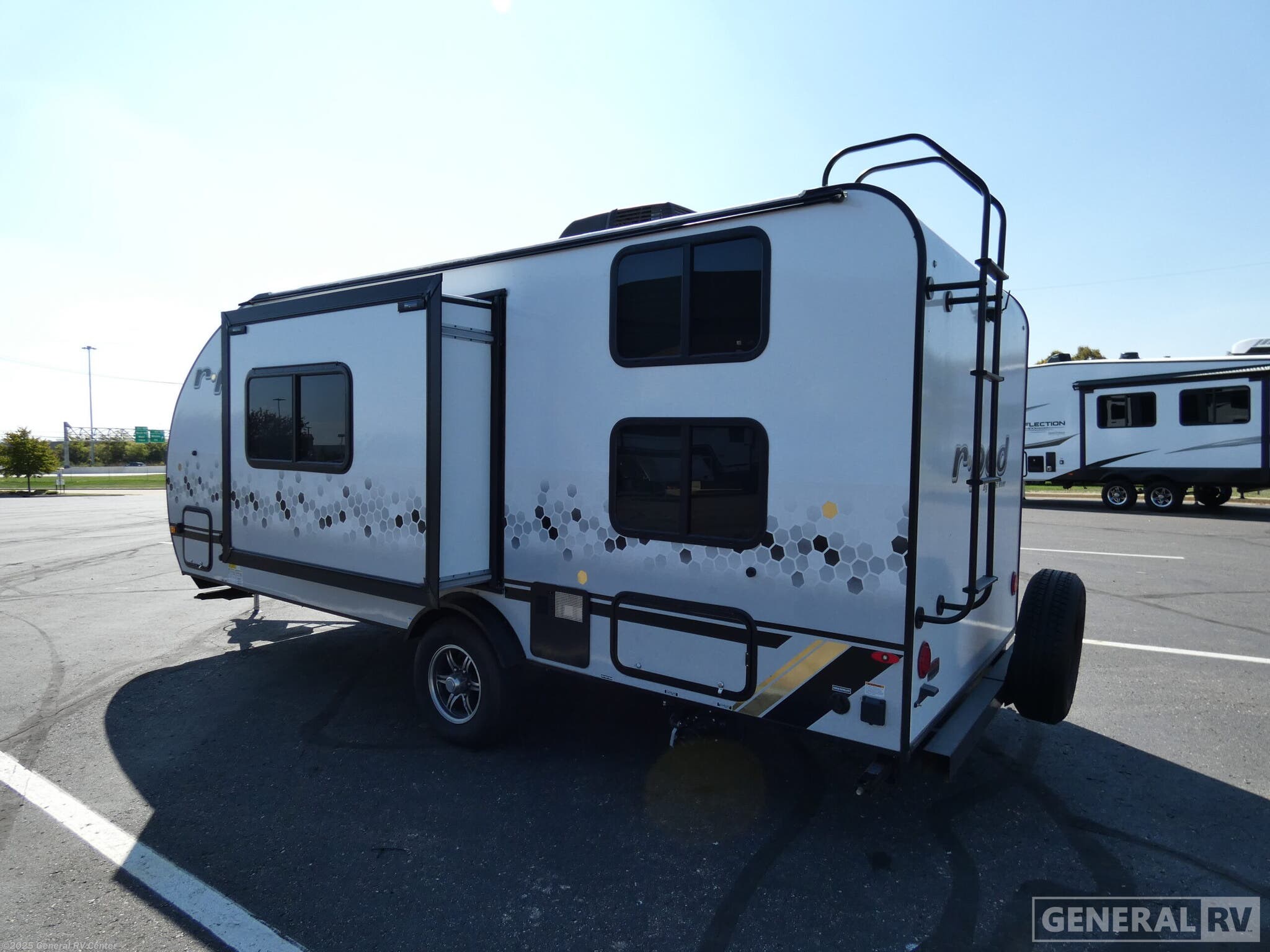 Contact us now about this 2022 Forest River R*POD 193! 2022 R*POD 193 by Forest River from General RV Center in Wixom, Michigan