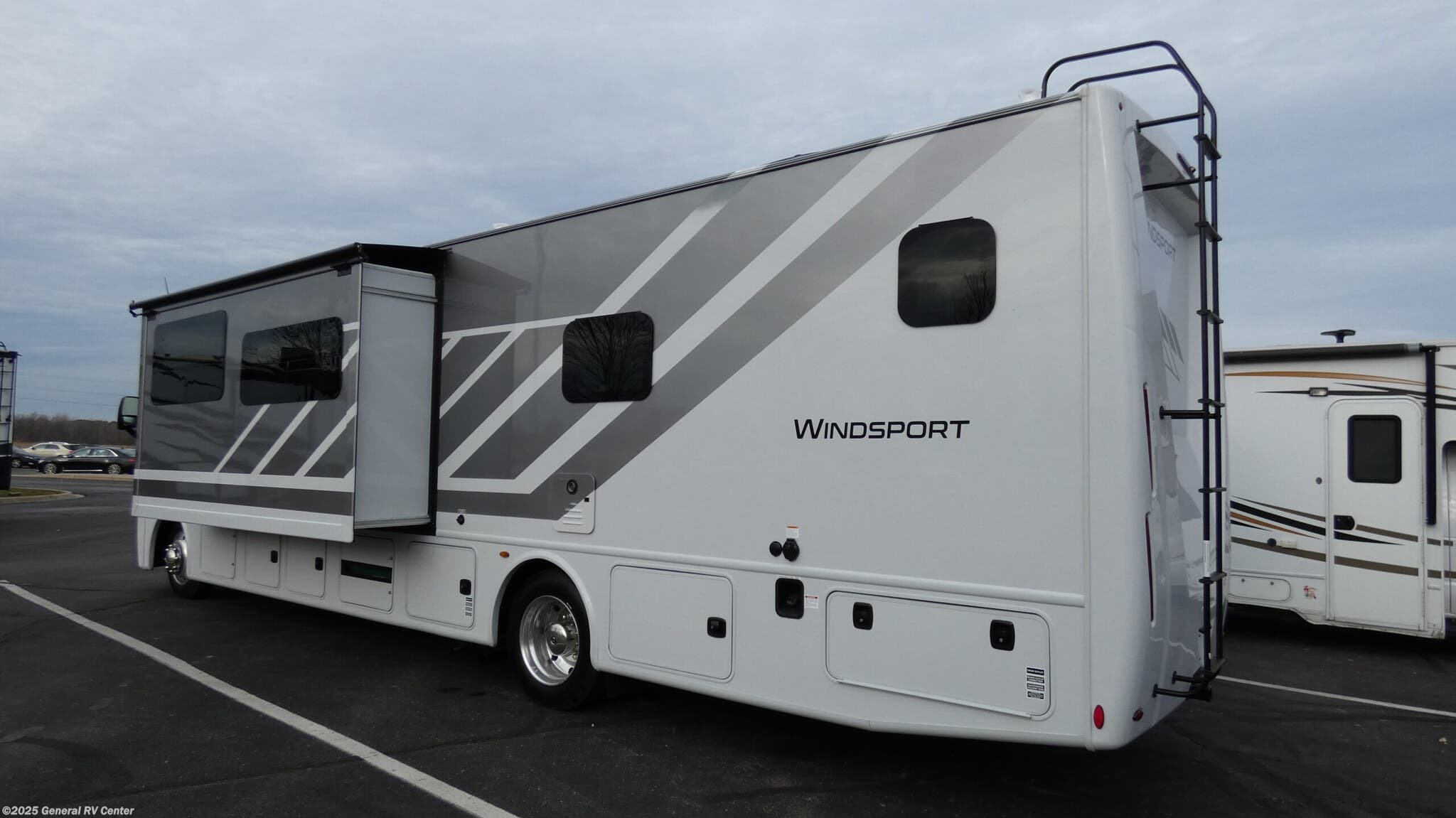 Contact us now about this 2026 Thor Motor Coach Windsport 35G! 2026 Windsport 35G by Thor Motor Coach from General RV Center in Wixom, Michigan