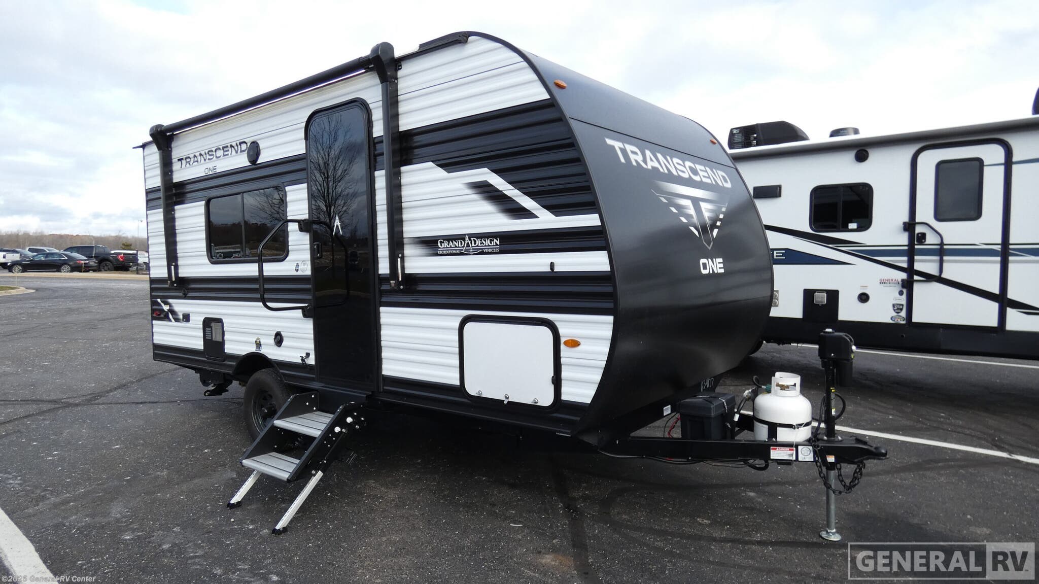 Email now about this 2025 Grand Design Transcend 151RB! Used 2025 Grand Design Transcend 151RB available in Wixom, Michigan