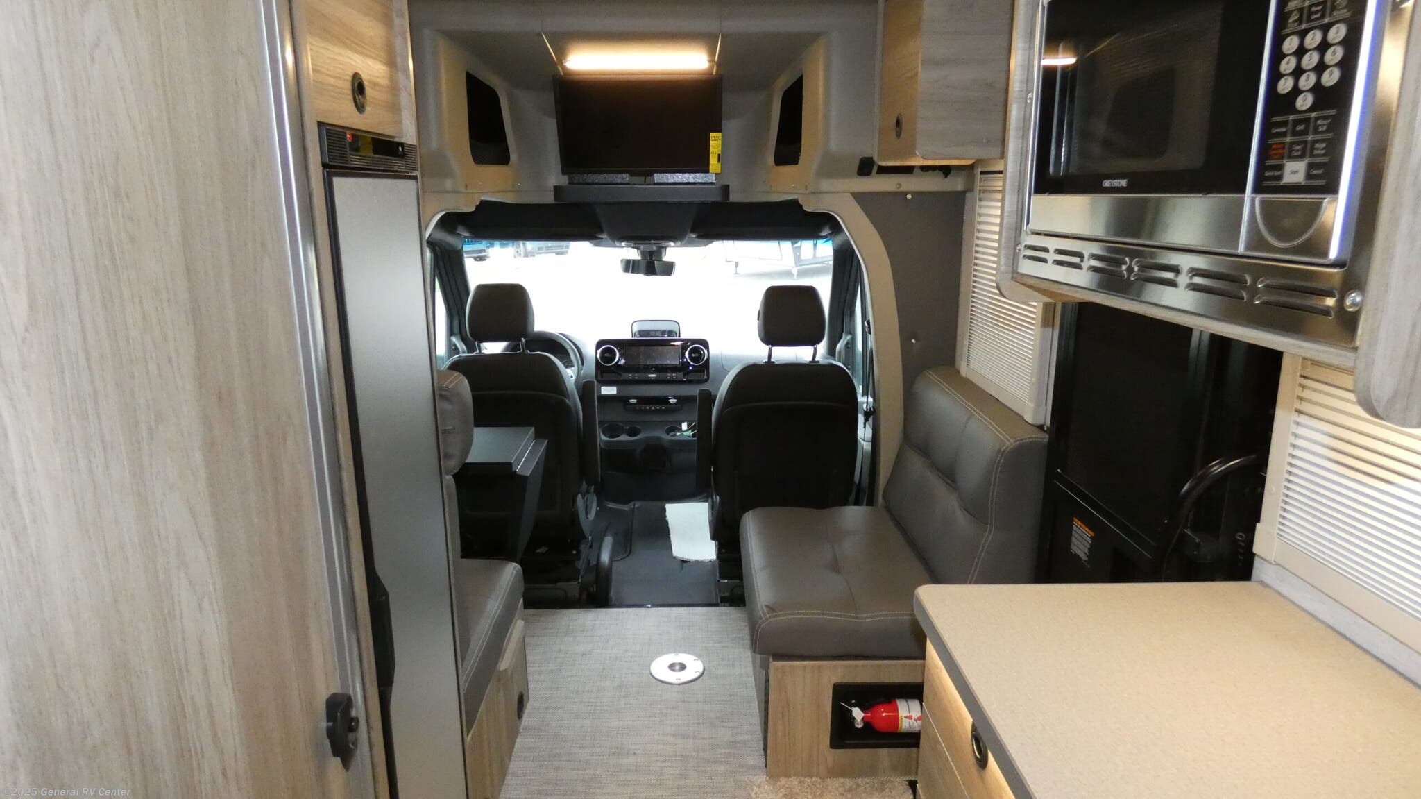 New 2026 Winnebago Ekko 23B available in Wixom, Michigan