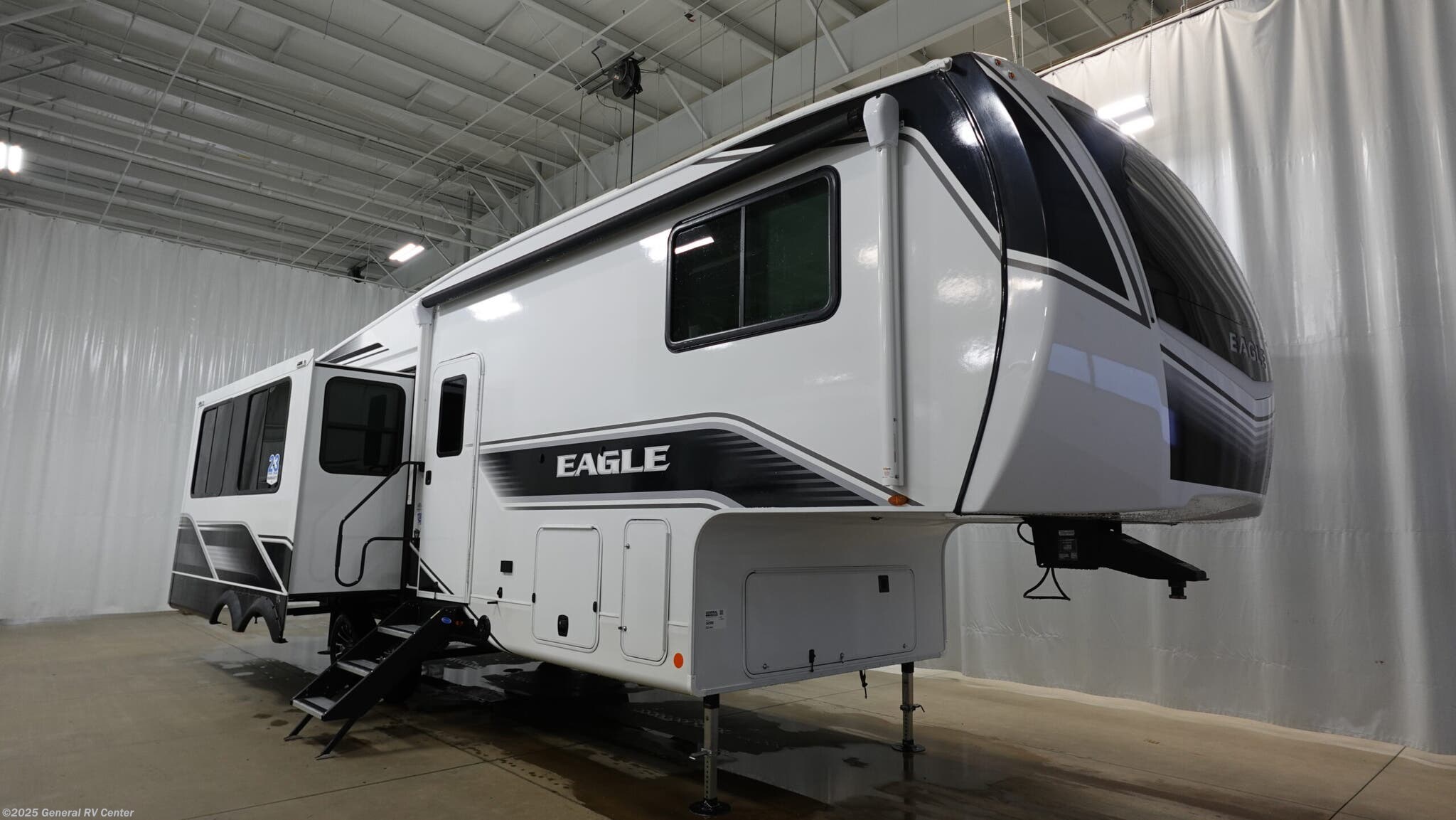 Email now about this 2026 Jayco Eagle 30CRT! New 2026 Jayco Eagle 30CRT available in Wixom, Michigan