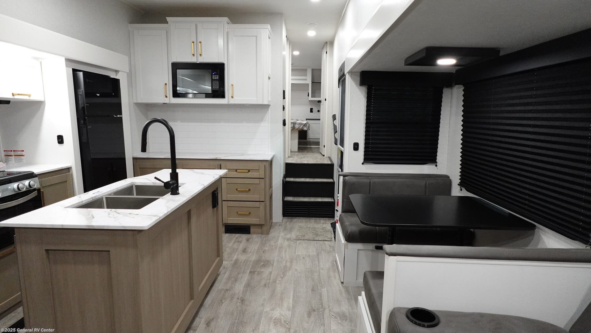 New 2026 Jayco Eagle 30RLT available in Wixom, Michigan