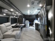 New 2025 Holiday Rambler Vacationer 33C available in Birch Run, Michigan