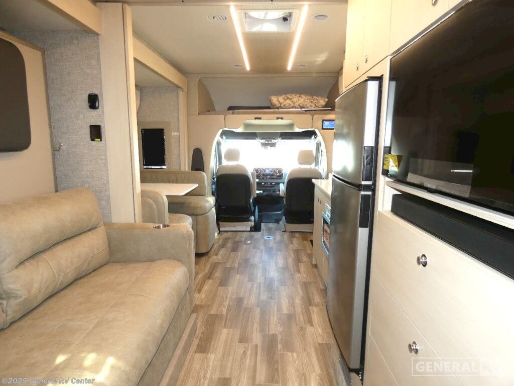 New 2026 Tiffin Wayfarer 25XRW available in Birch Run, Michigan