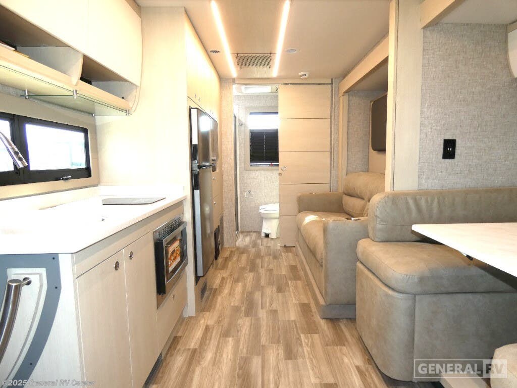 Call now about this 2026 Tiffin Wayfarer 25XRW! 2026 Tiffin Wayfarer 25XRW - New Class C For Sale by General RV Center in Birch Run, Michigan