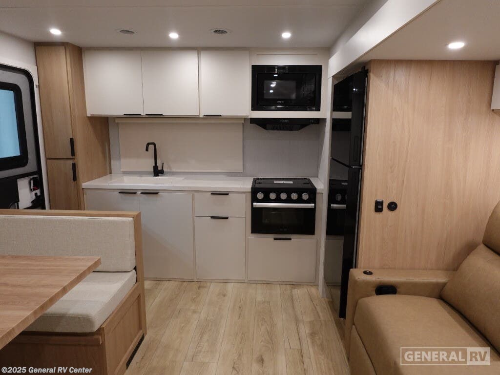 Call now about this 2026 Winnebago Thrive 24RKS! 2026 Winnebago Thrive 24RKS - New Travel Trailer For Sale by General RV Center in Birch Run, Michigan