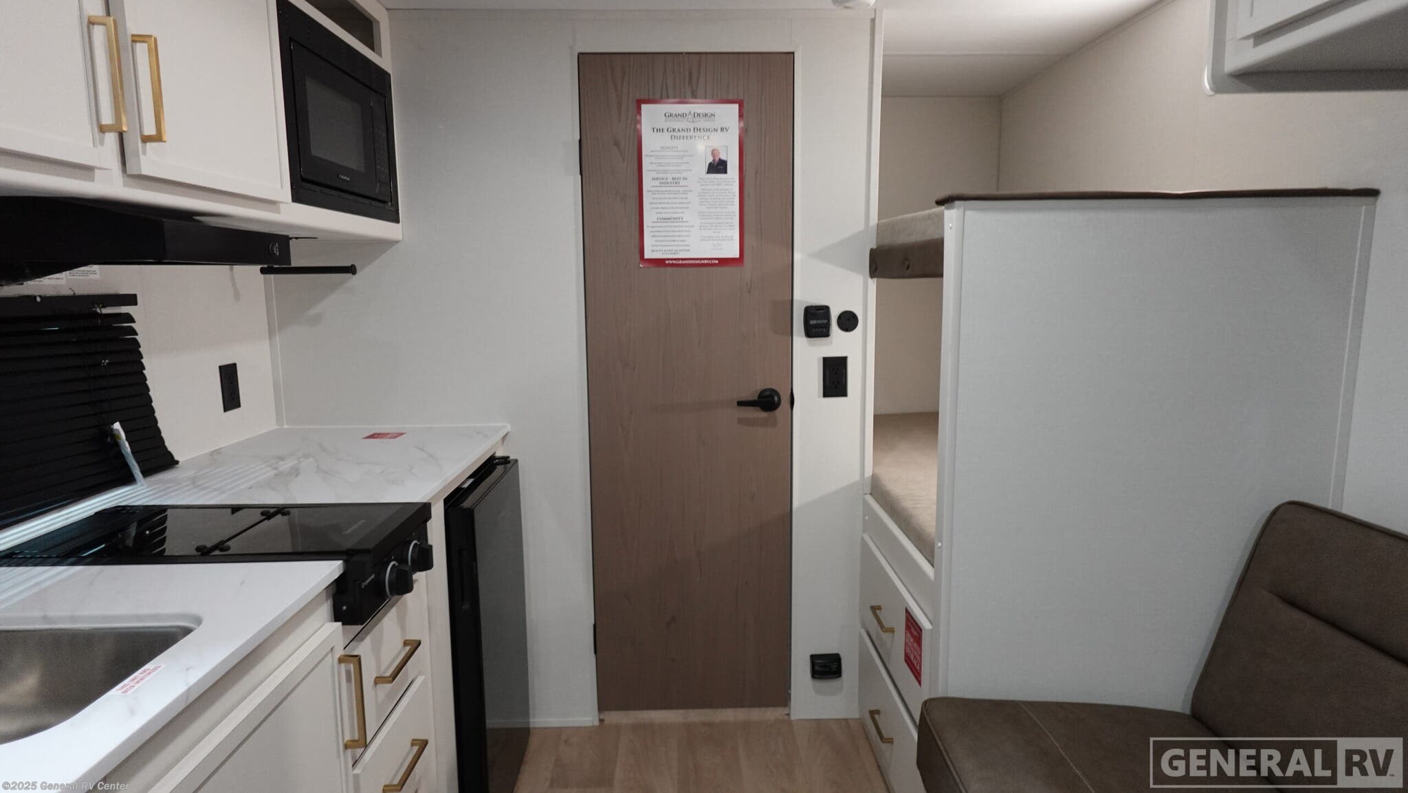 Call now about this 2026 Grand Design Transcend One 151BH! 2026 Grand Design Transcend One 151BH - New Travel Trailer For Sale by General RV Center in Birch Run, Michigan