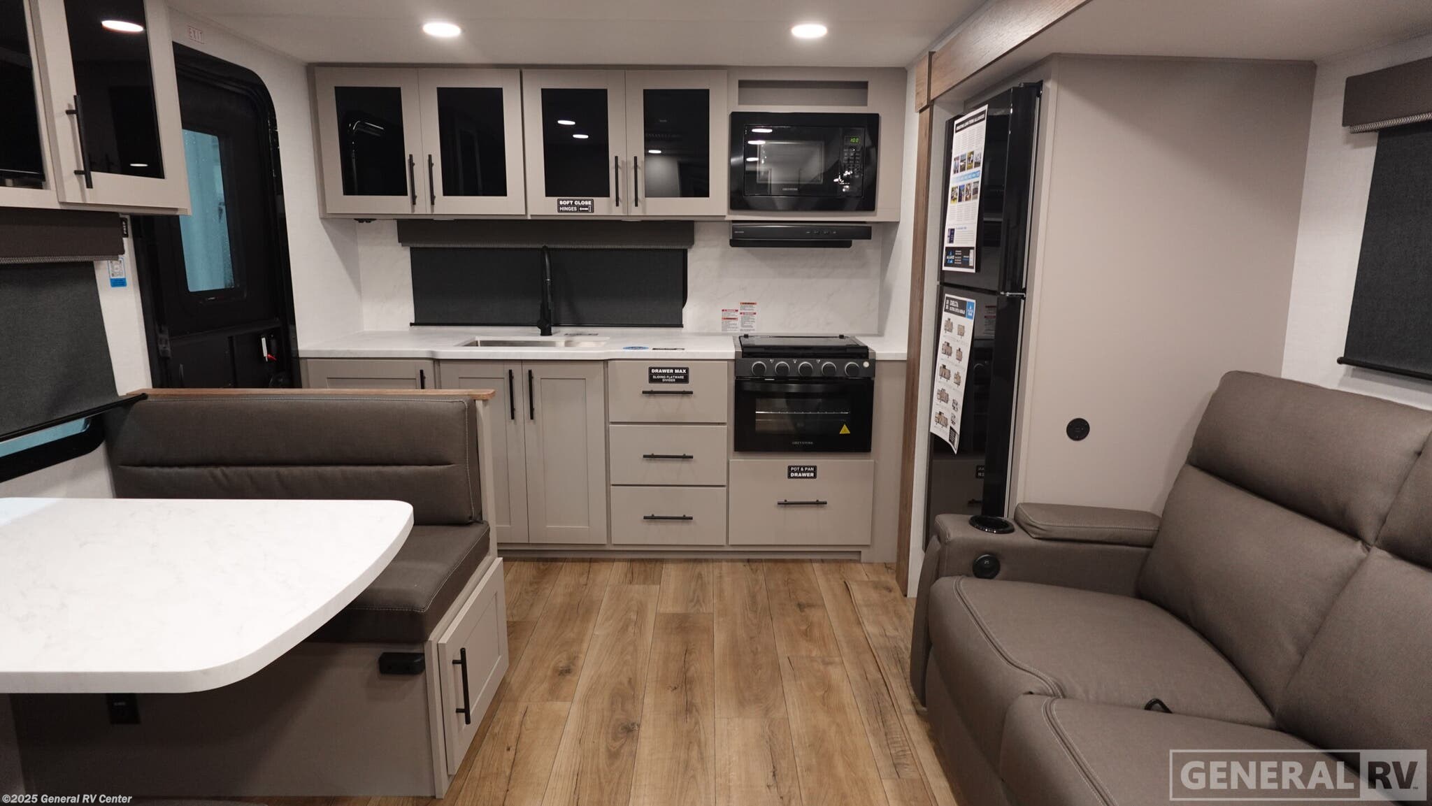 Call now about this 2026 Alliance RV Delta ULTRA LITE RK234! 2026 Alliance RV Delta ULTRA LITE RK234 - New Travel Trailer For Sale by General RV Center in Birch Run, Michigan