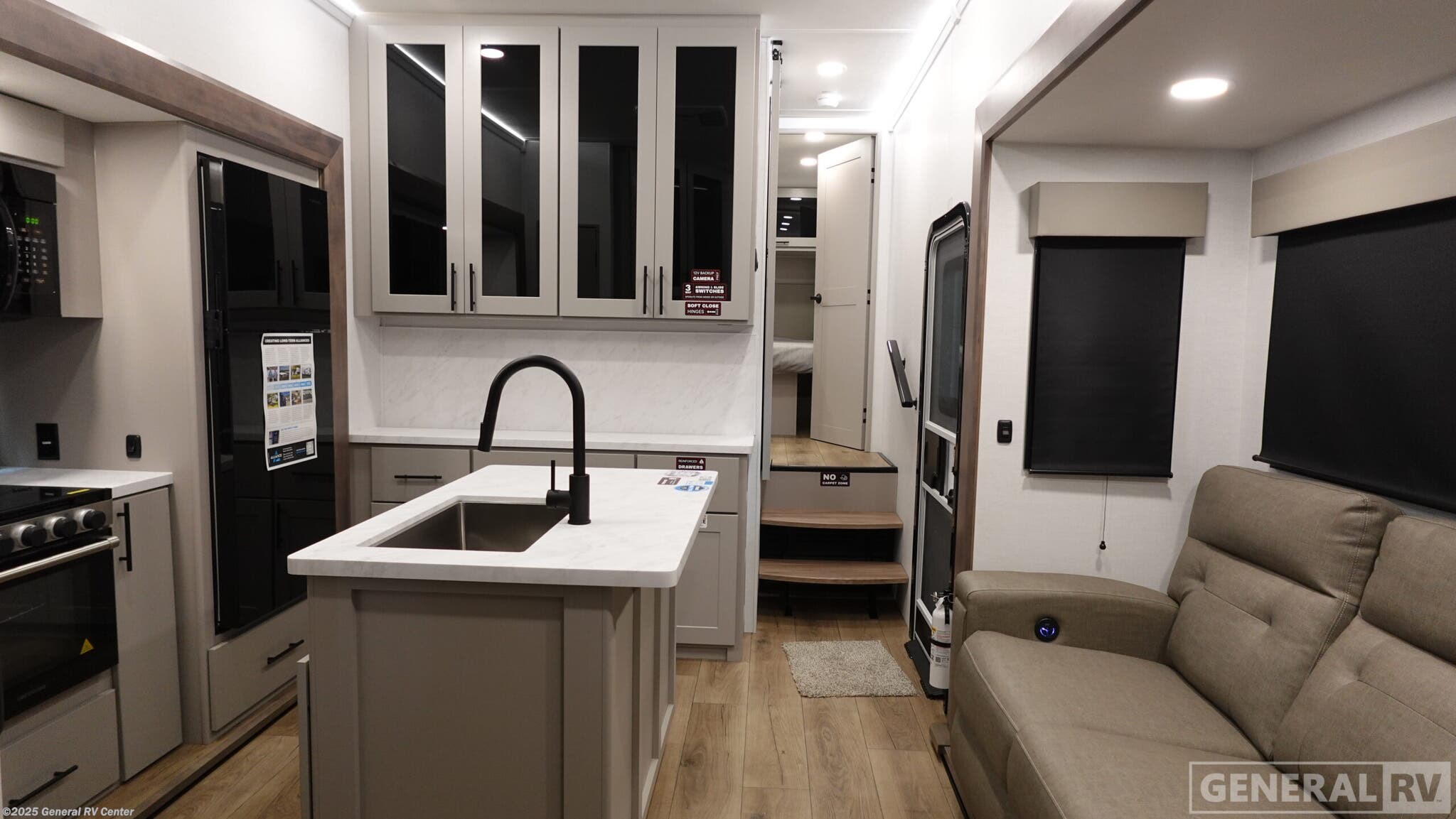 New 2026 Alliance RV Valor 32A10 available in Birch Run, Michigan