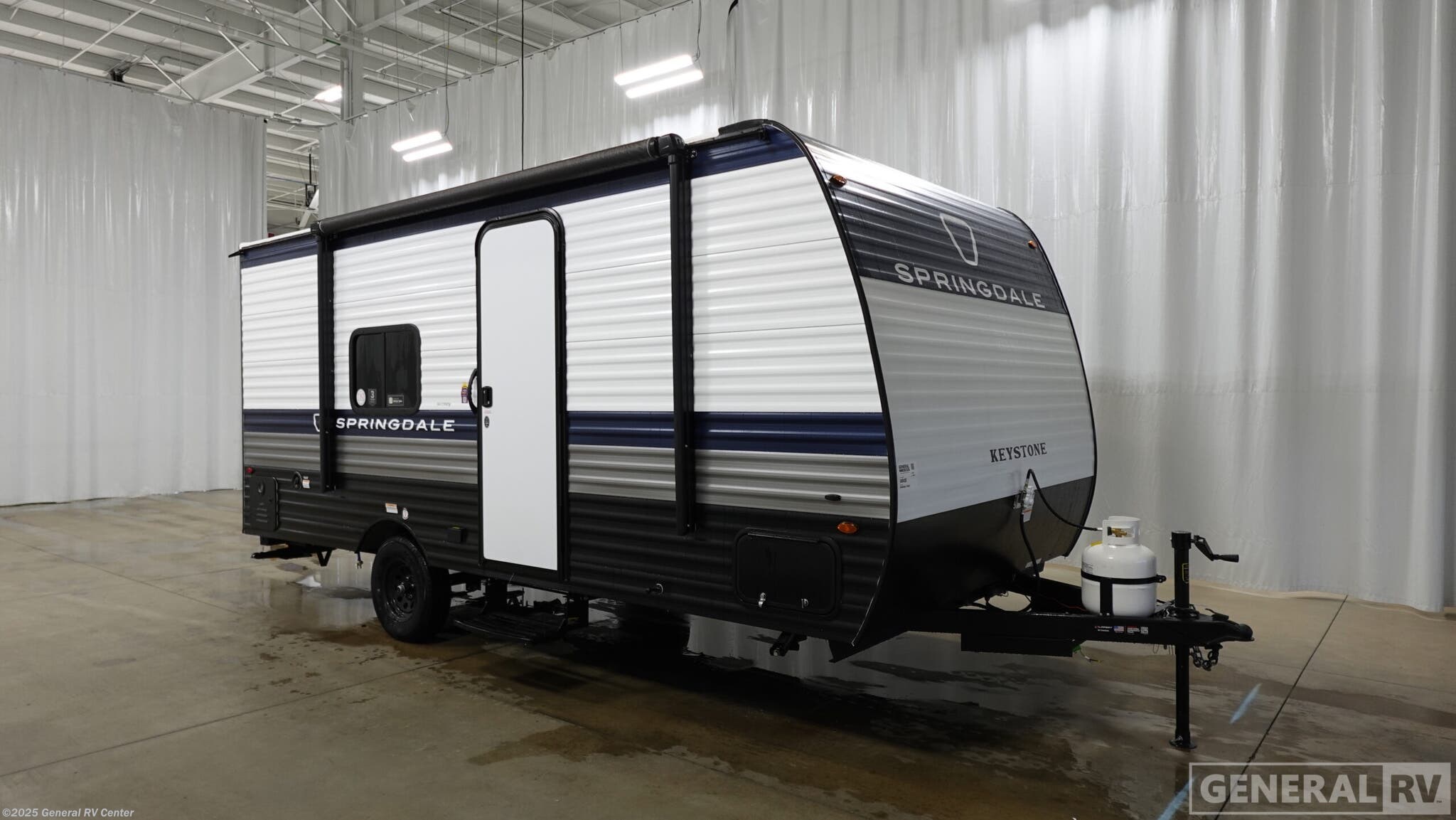 Email now about this 2026 Keystone Springdale 1700FQ! New 2026 Keystone Springdale 1700FQ available in Birch Run, Michigan