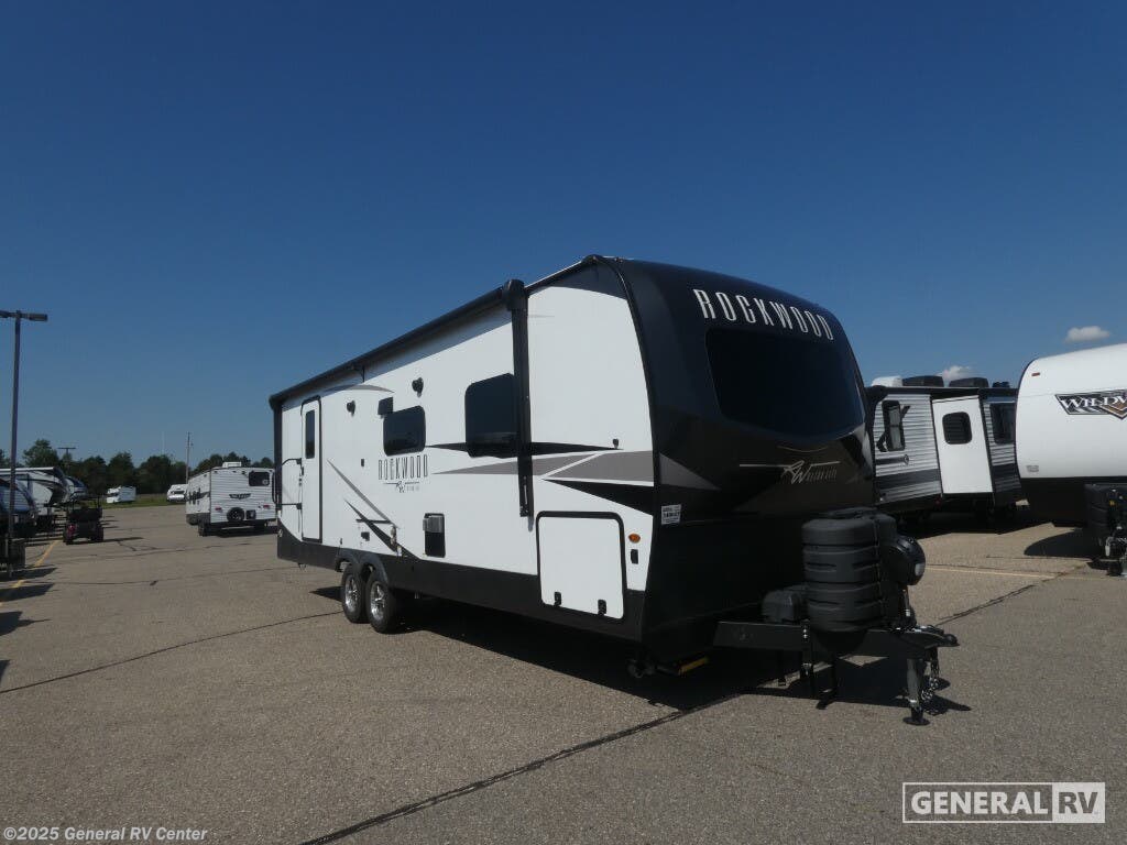 Email now about this 2024 Forest River Rockwood Ultra Lite 2606 WS! Used 2024 Forest River Rockwood Ultra Lite 2606 WS available in Birch Run, Michigan