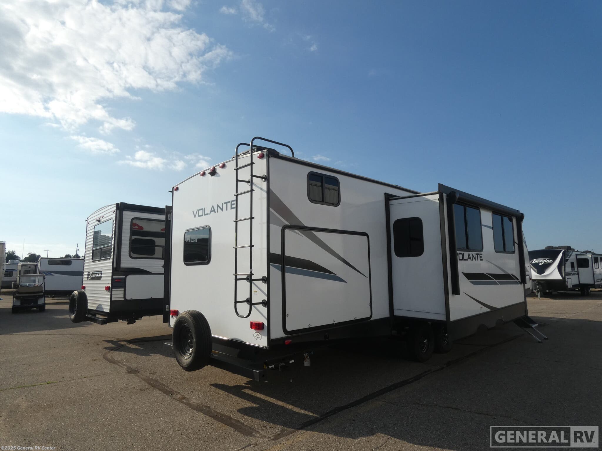 Contact us now about this 2023 CrossRoads Volante 33DB! 2023 Volante 33DB by CrossRoads from General RV Center in Birch Run, Michigan