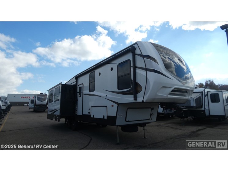 Email now about this 2022 Keystone Sprinter 3190RLS! Used 2022 Keystone Sprinter 3190RLS available in Birch Run, Michigan