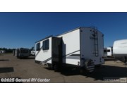 Contact us now about this 2020 CrossRoads Sunset Trail SS253RB! 2020 Sunset Trail SS253RB by CrossRoads from General RV Center in Birch Run, Michigan