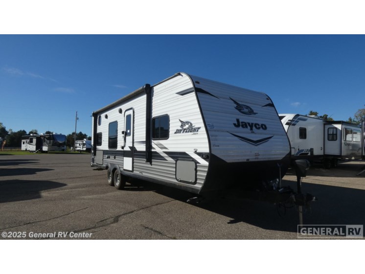 Email now about this 2022 Jayco Jay Flight SLX 8 264BH! Used 2022 Jayco Jay Flight SLX 8 264BH available in Birch Run, Michigan