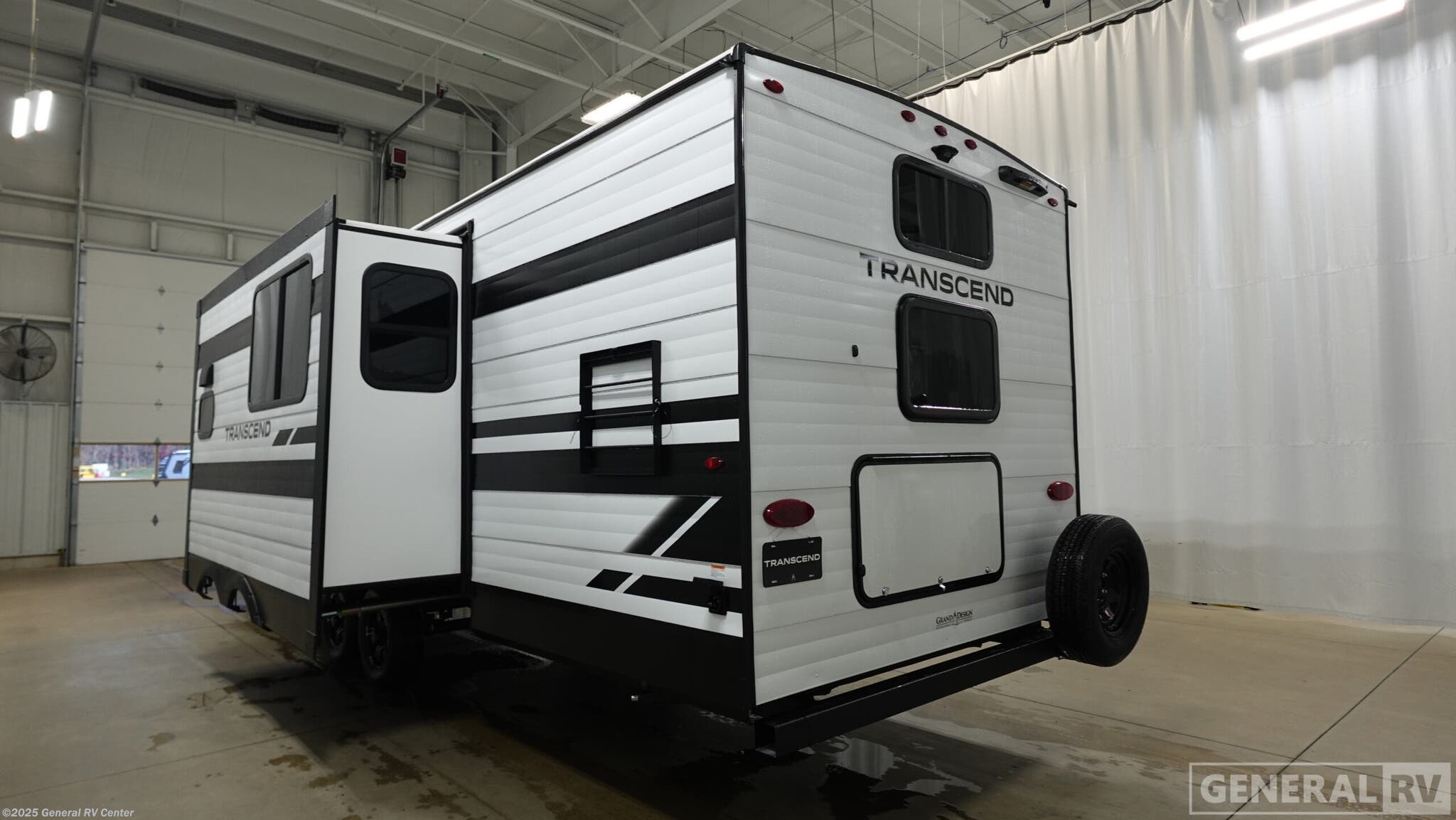Contact us now about this 2026 Grand Design Transcend 295QBT! 2026 Transcend 295QBT by Grand Design from General RV Center in Birch Run, Michigan